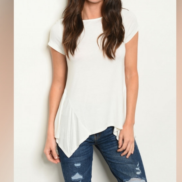 Tops - Asymmetrical Hem White Tshirt